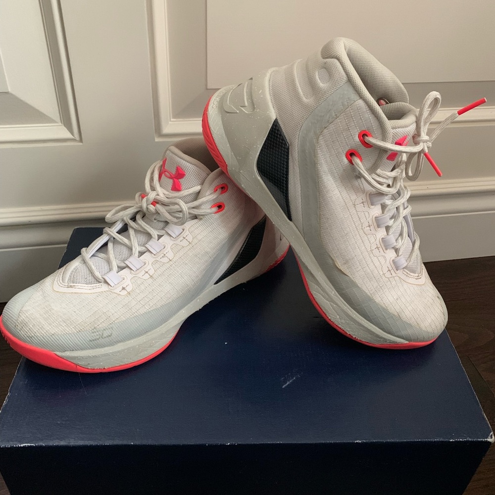 Youth Under Armour Stephen Curry 3’s Basketball Shoes